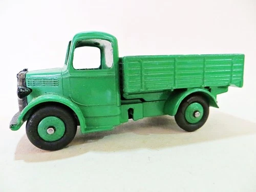DINKY 25W/411 'BEDFORD DROPSIDE TRUCK' GREEN. VINTAGE. COMPLETE. EXCELLENT.