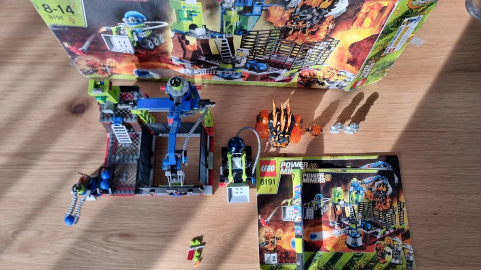 LEGO Power Miners Lava Dragon 8191 Set - Alter 8-14 OVP Anleitung & Figuren! - Bild 1 von 4