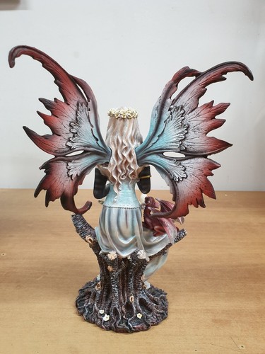 FAIRY ELFEN FEES FATA HADAS SEDUTA CON DRAGO CON PIUMA E PERGAMENA NO LES ALPES - Imagen 4 de 10