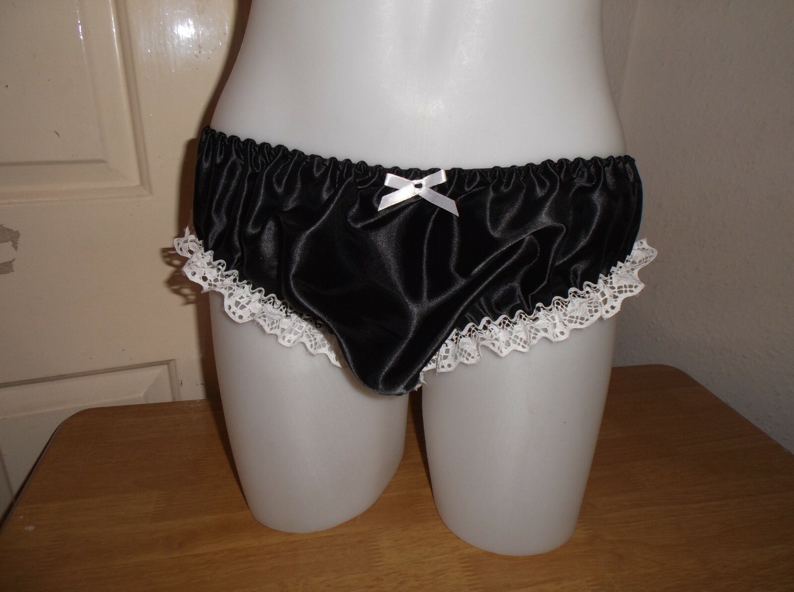 SISSY~MAIDS~ADULT BABY~UNISEX~TV/CD BLACK SATIN & WHITE LACE PINCH PANTIES 3Pk