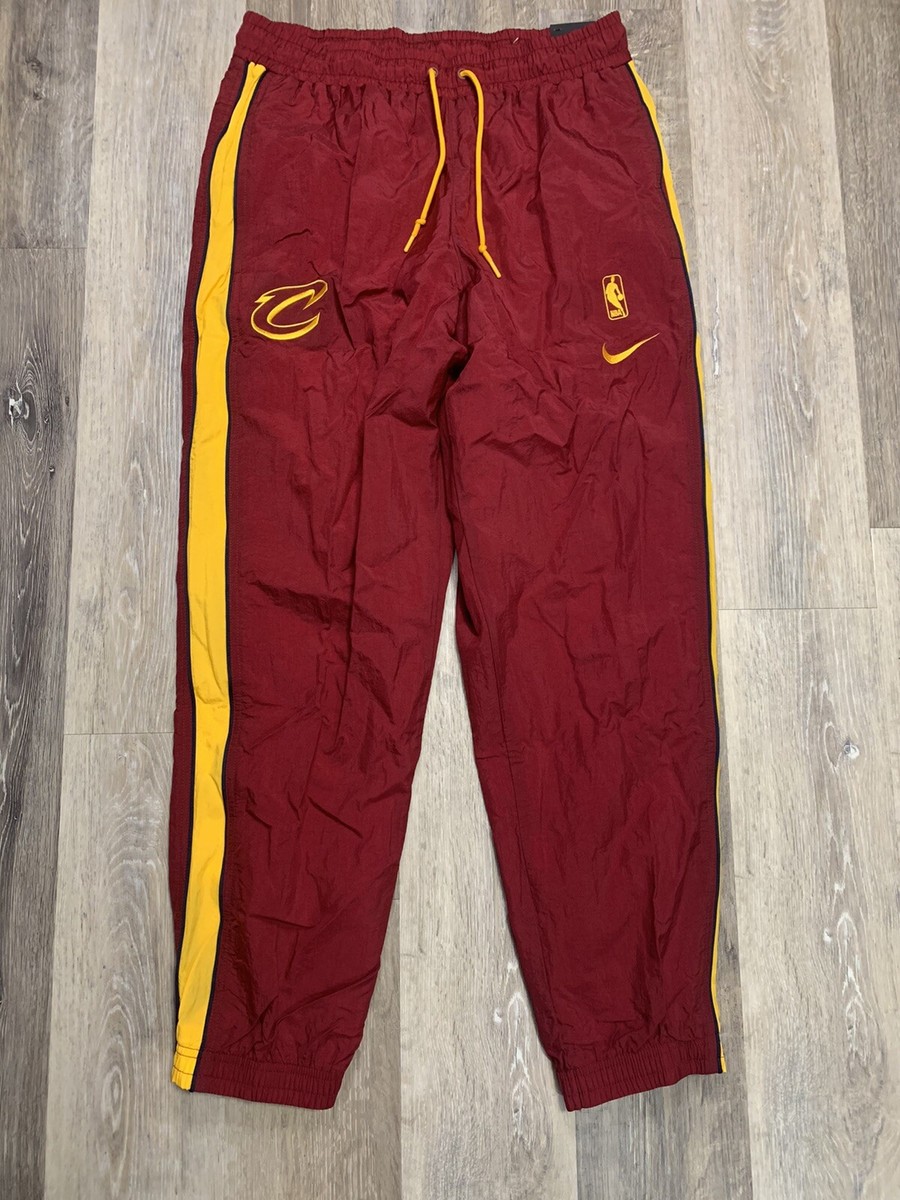 Men's Size Large Nike Cleveland Cavaliers Court Side Tracksuit