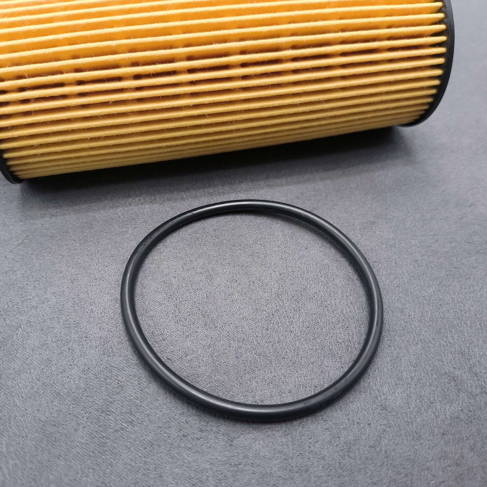 JY53-SE6744-AA Oil Filter for Aston Martin 2018+ DB11, 2021+ DBX 4.0L V8 Only