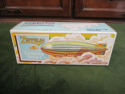 Luftschiff Zeppelin wind up toy Schylling associates collector series  Box OVP