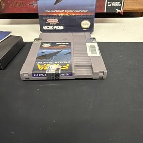 NES F-117A Stealth Fighter Boxed W Game Manual Nintendo + Protector