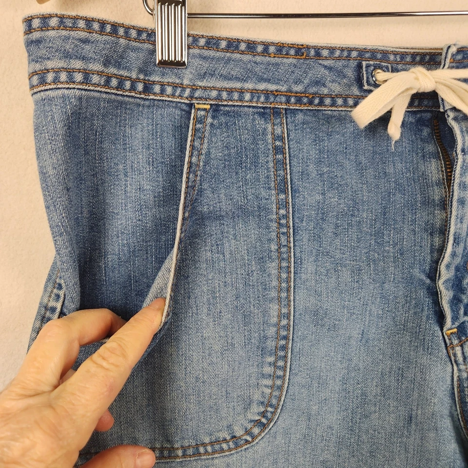 Pantalones Cortos Denim Vintage Azul Marino Antiguo Para Mujer Talla 14 Azul Cordón Justo Debajo de la Cintura Usados en Excelente Condición Foto 4 de 4