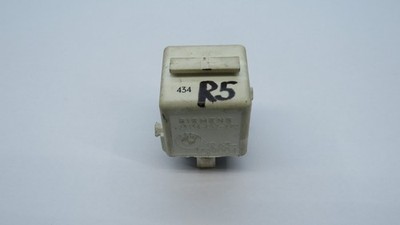 BMW E36 E34 E39 E38 E31 Z1 Z3 - Relais 1729004 SIEMENS V23134-C52-X90 / WHITE