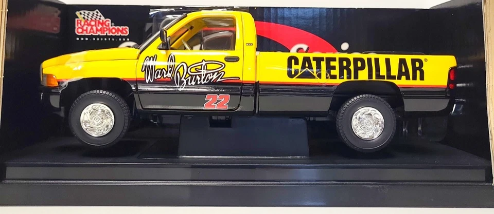 Racing Champions '95 Dodge Ram Caterpillar Sportsman Series 1/18 Diecast 1 de 750 Foto 2 de 4