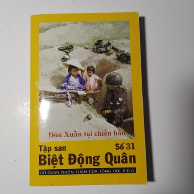 Tap San Biet Dong Quan #31 Vietnamese Magazines Cuon Sach Linh Viet Nam Cong Hoa