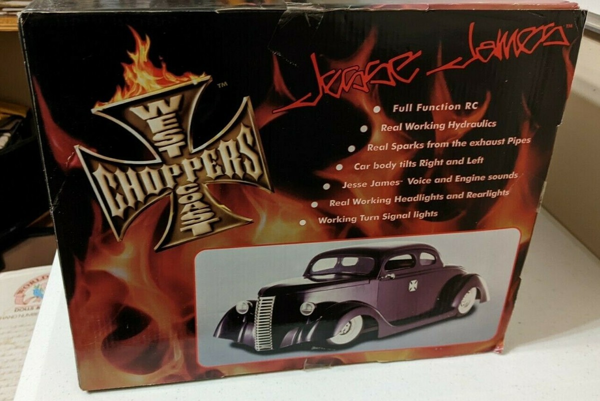 WEST COAST CHOPPERS フォードクーペ　ミニカー Jesse James West Coast Choppers 1936 Ford Coup Kustom 1/24
