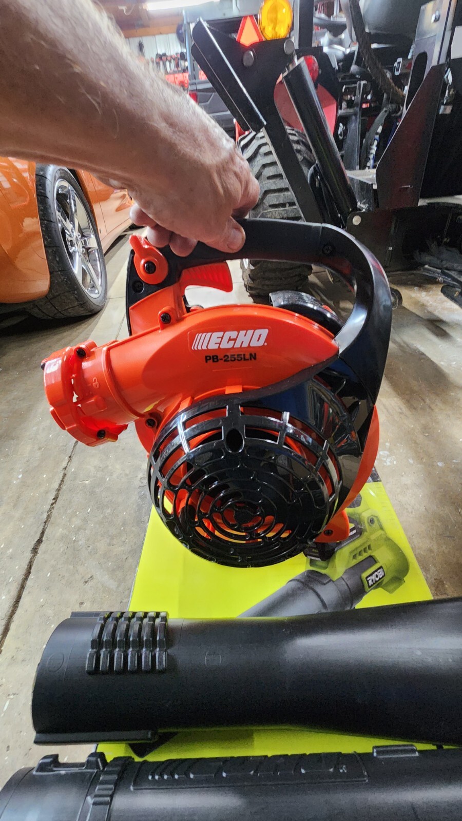 ECHO Handheld Leaf Blower Gas Low Noise 191 MPH 354 CFM 25.4 cc 2