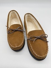ISOTONER suede fur lined women's moccasin slippers Memory Foam 9.5-10 TAN 
