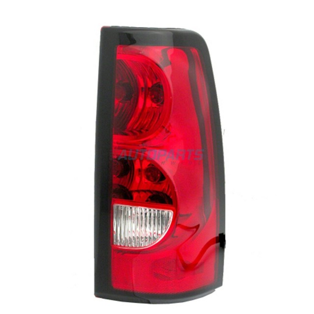 NEW RH TAIL LIGHT LENS & HOUSING FITS 200406 CHEVROLET SILVERADO 1500