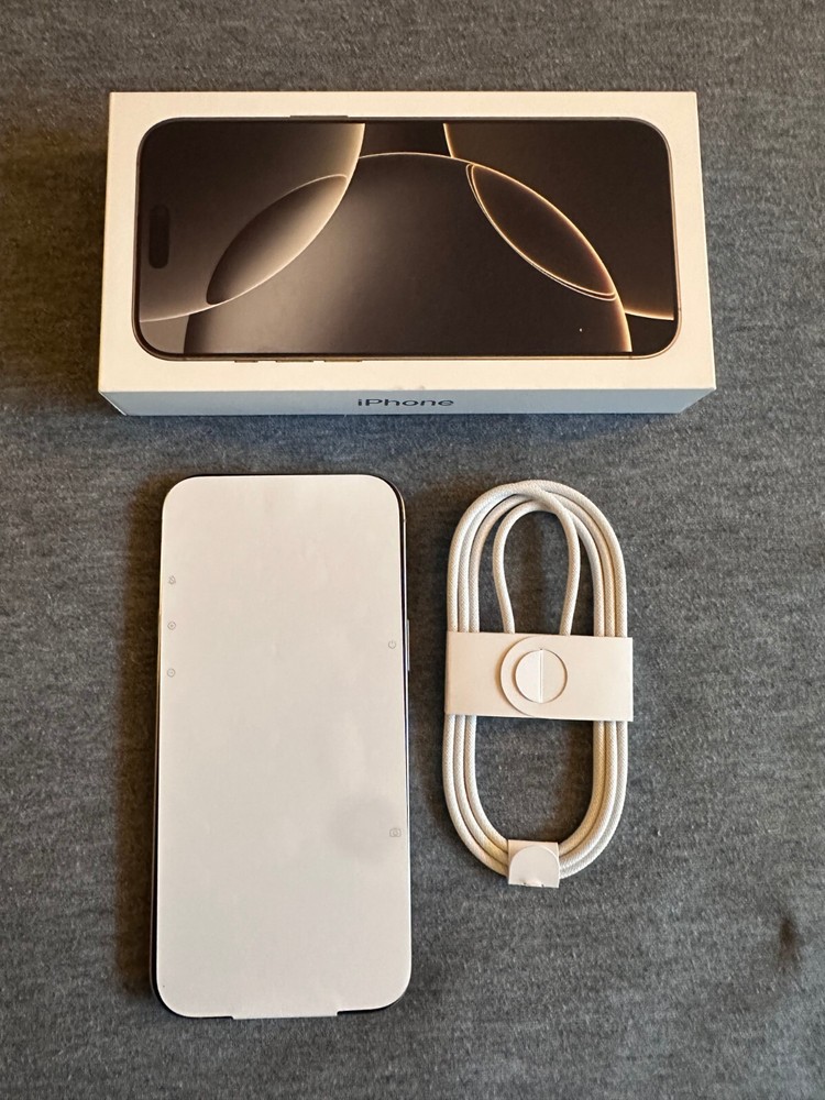 Apple iPhone 16 Pro Max - 256 GB - Beige (Unlocked)