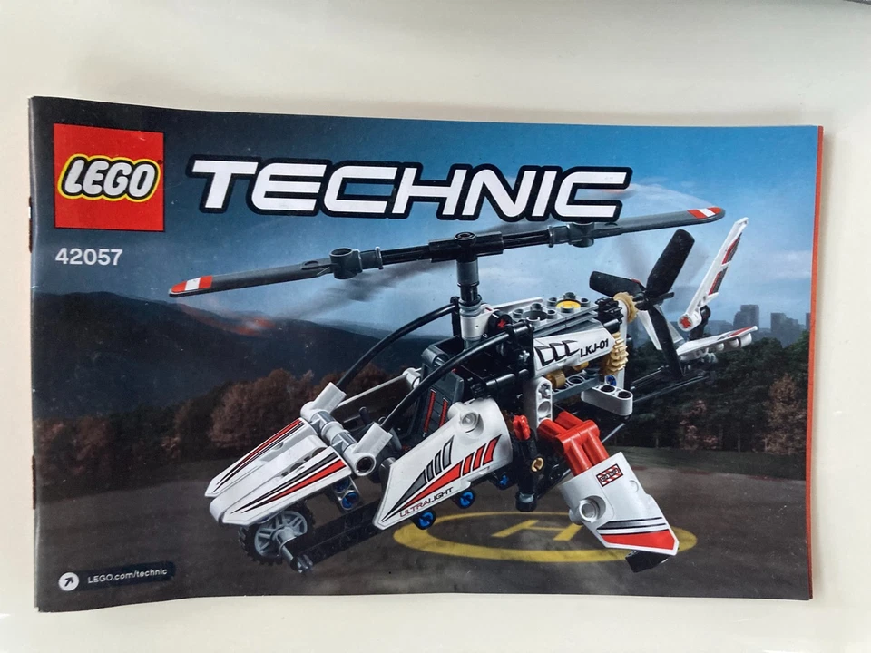 LEGO Technic 42057 Ultralight Helicopter, photo 4 of 5