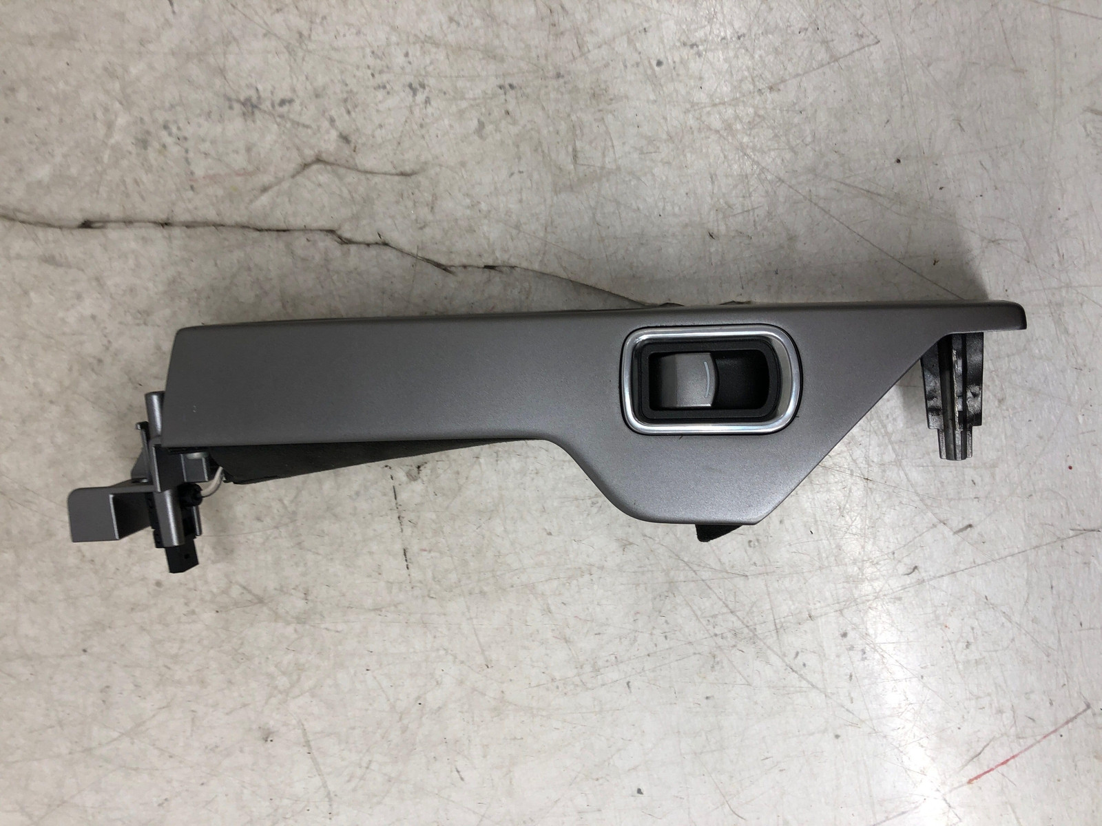 Aston Martin Rapide 2010-2013 Rear Right Door release handle