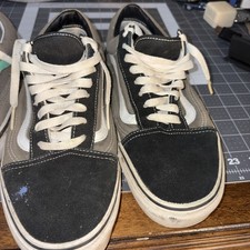 Vans Men s 9.5 Lot 2 Pair VTG Read Description