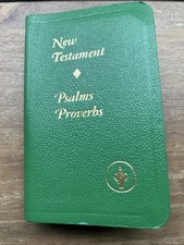 Gideons Green  King James Version New Testament Psalms Proverbs Pocket Bible