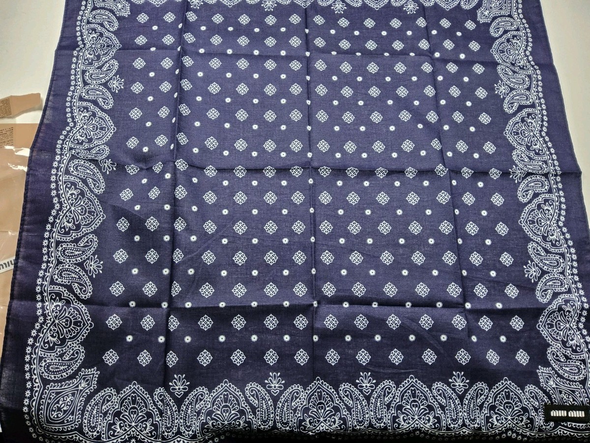 ファンデーション ruching s-l1200.jpg
