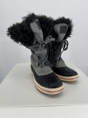 Winter Snow Boots Womens G.H. Bass Juno Gray Black Faux Fur Lace Up Winter 6M