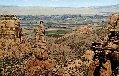 Independence Rock, Colorado National Monument Postcard