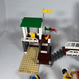 LEGO City 4644 Marina Harbor Boat Dock Figures Retired w Instructions