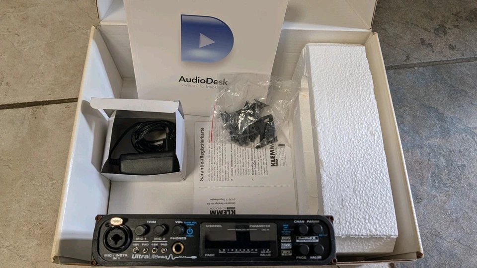 Motu - Ultralite mk3 - UL Hybrid Compact USB Audio interface Dj Equipment  - Bild 3 von 4