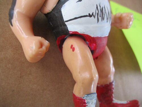 1992 Hasbro Earthquake Custom WWF WWE Wrestling Figure Good Condition - Picture 6 of 16