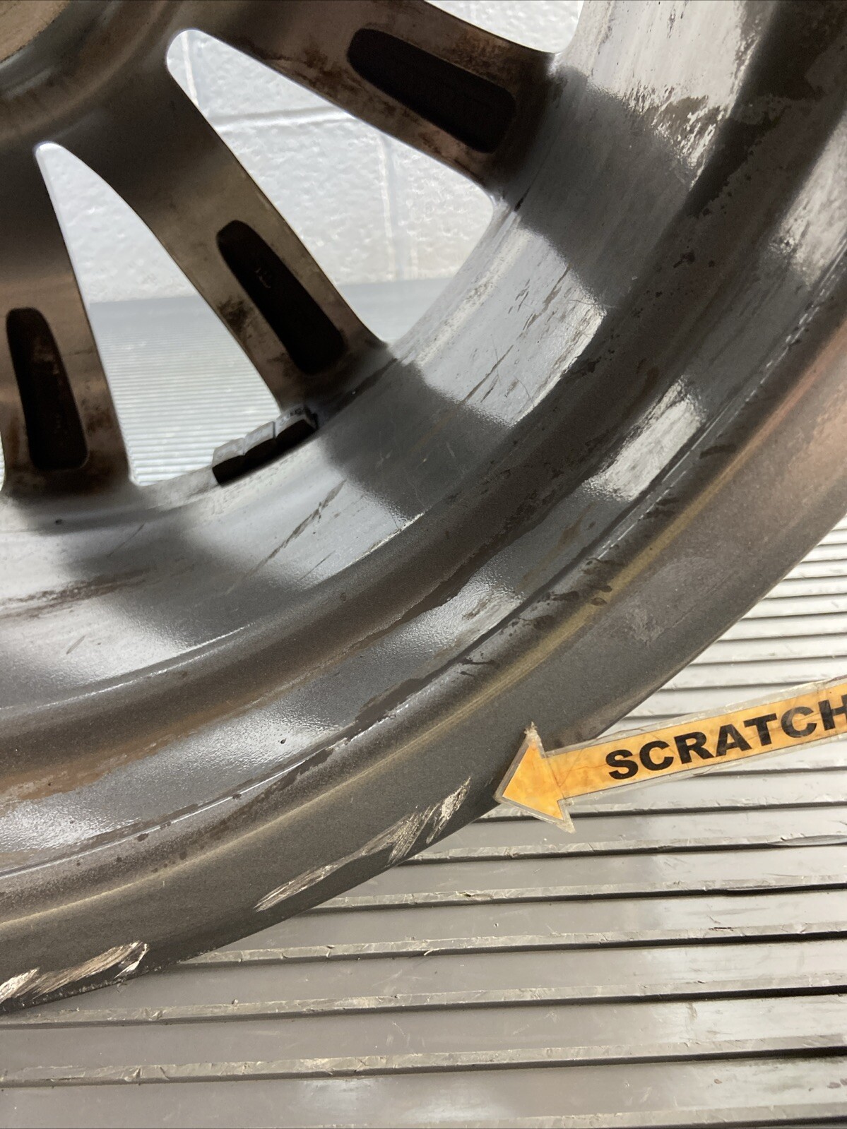 2014-2017 Maserati Ghibli Wheel Rim Disk 7.5x18 ET43 Genuine OEM Hub NOTE