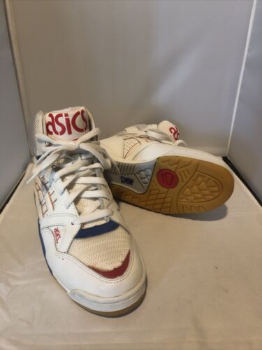 1990’s vintage Asics basketball shoes Dead Stock