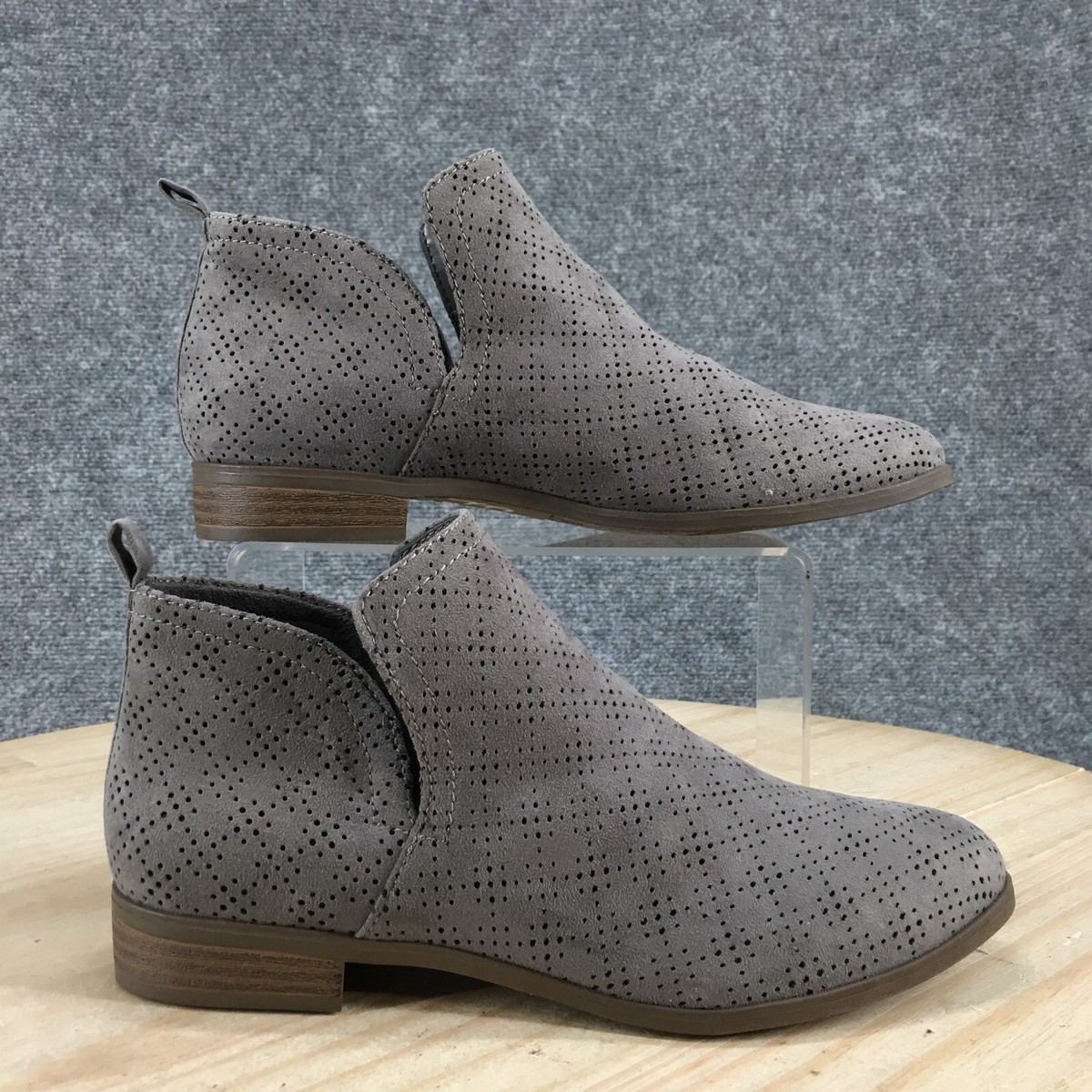 Dr Scholls Boots Womens M Rise Casual Perf Ankle Bootie Grey