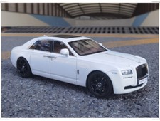 KYOSHO 1:18 Rolls Royce RR Ghost Diecast Model Car Gifts Collection Purple