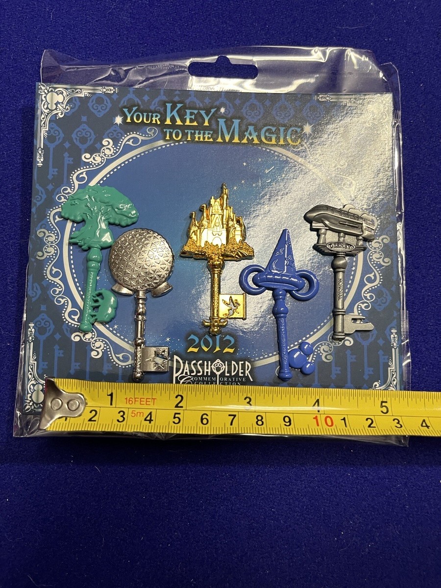 Walt Disney World WDW 2012 Passholder Your Key To The Magic Pin
