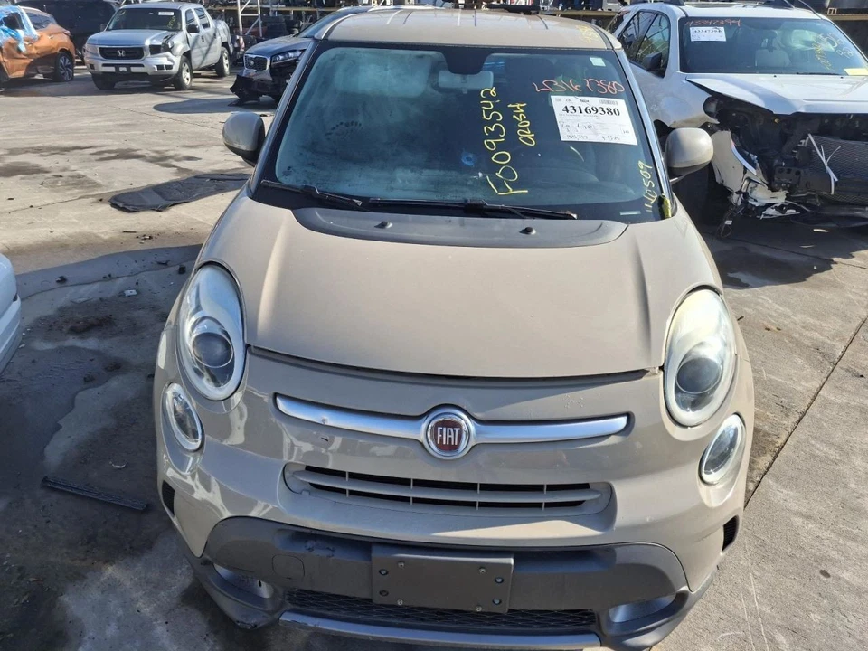 Reservatório de lavagem 4 portas modelo L compatível com 14-17 FIAT 500 3743124 - Imagem 2 de 4