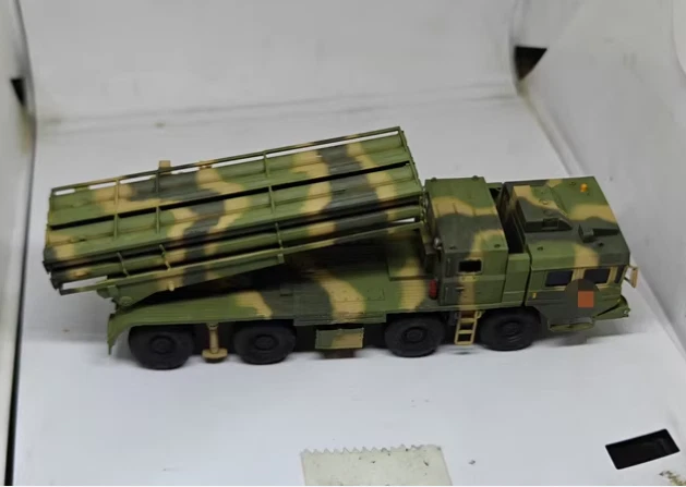 1/72 Chinese AR-3 long-range rocket launcher Finished coating model - Image 2 of 4