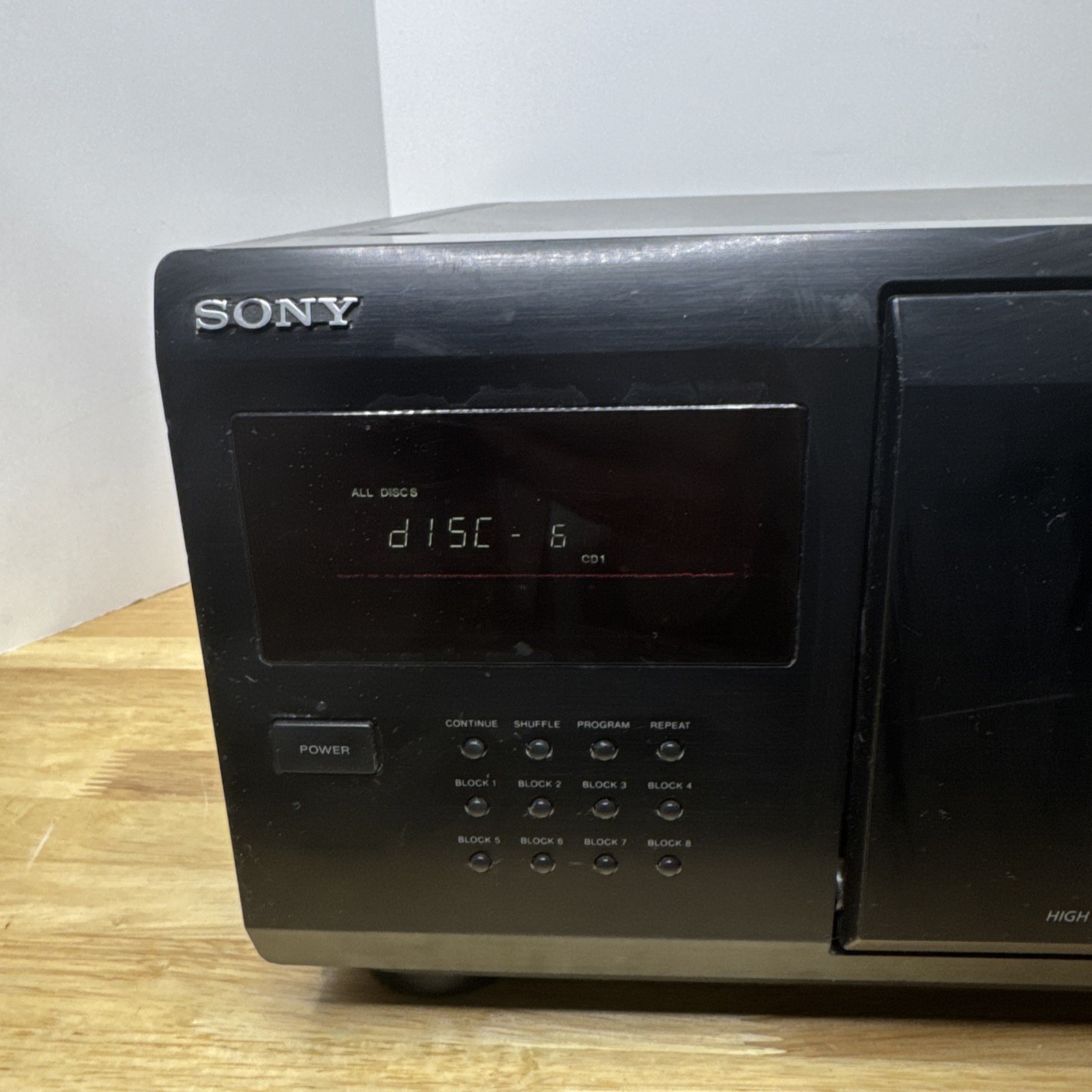 Sony CDP-CX210 200 Disc Mega Storage CD Player Disc Changer - Tested & Working