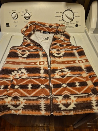 Lomon Womens Medium Nwt Soft Southeastern Print Fleece Vest