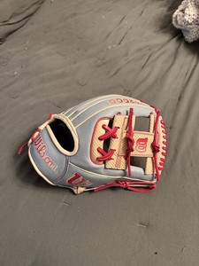 Wilson A2000 1786 11.5" A2000 Super-skin Series Glove / Right Hand Throw