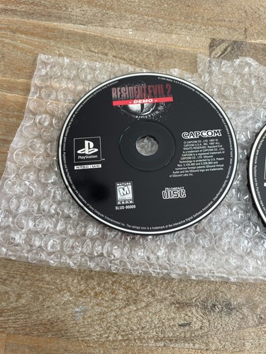 Resident Evil Director's Cut PlayStation 1 PS1 Complete With Demo & Registration - Picture 13 of 16