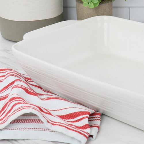 Bee and Willow 4 Quart Rectangular Stoneware Baker in White Speckle - Picture 5 of 5