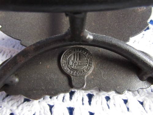 LONGABERGER WROUGHT IRON 2 PIE SERVER STAND1-10” PIE PAN & 2 QT CASSEROLE DISH - Picture 9 of 12