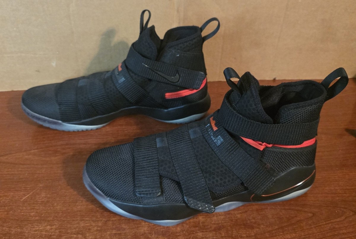 NIKE LeBron Soldier 11 Flyease Bred Size 14 US Extra Wide 4E 