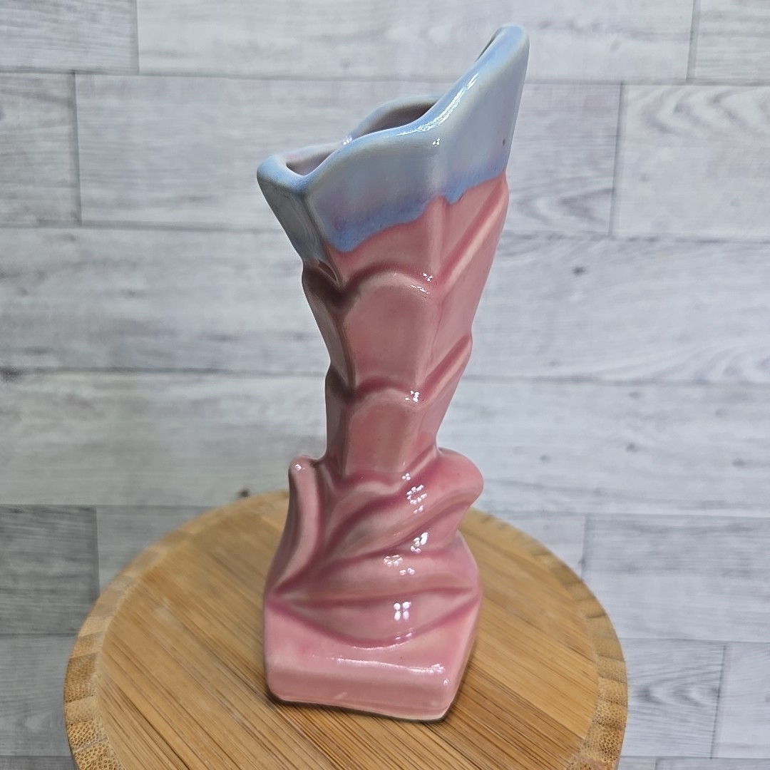 Vintage Shawnee Art Pottery 1940s Pink Blue Pastel 705 5