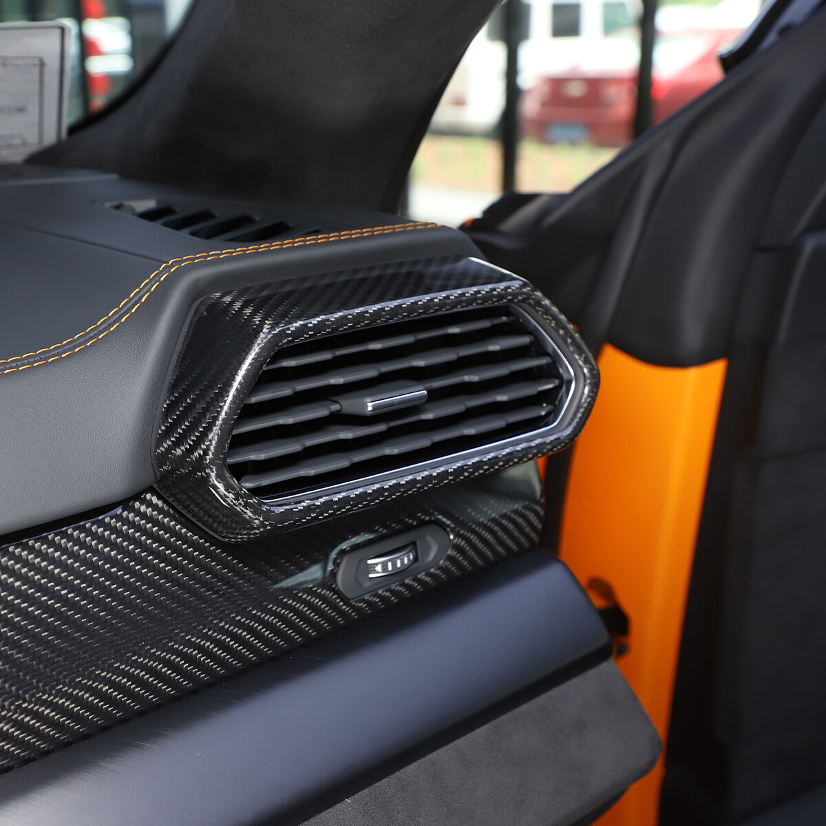 Carbon Fiber Side Air Outlet Vent Cover Trim Fit For LAMBORGHINI URUS 2018-2021