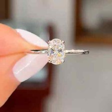 Engagement Ring 14k White Gold Lab Grown Oval Cut 2.20 Carat IGI Diamond