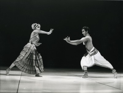 Paris Spektakel Hindu Tanz Ballett aus Indien altes Foto 1970