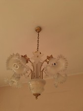 Lampadario made in Italy vintage ferro battuto dorato con motivi floreali