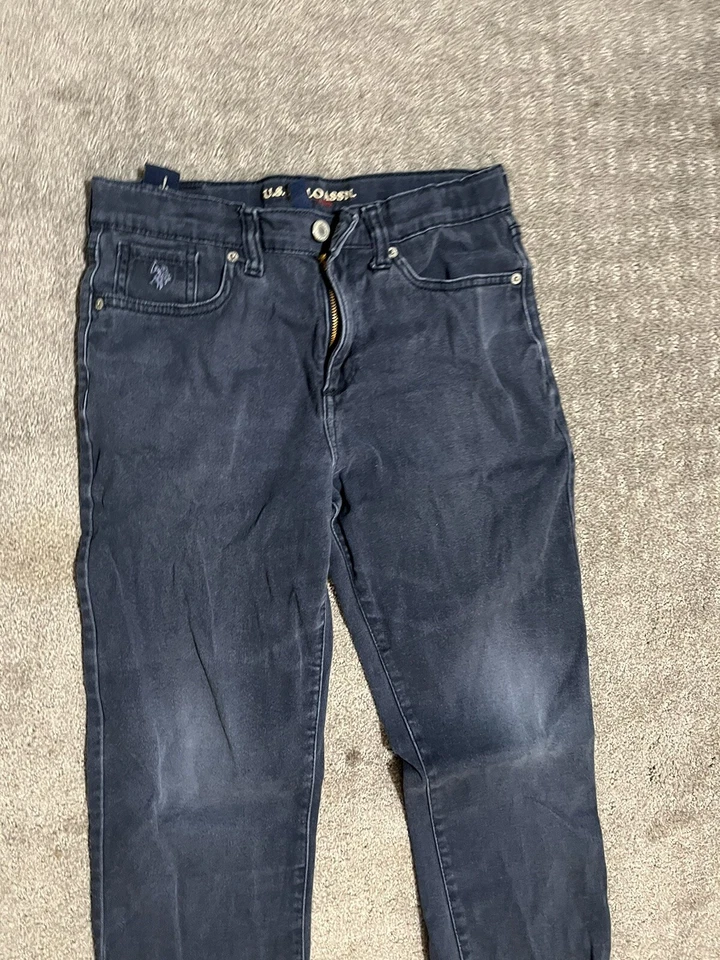 Polo ASSN Junior Girls 14 jeans perna reta azul lavagem média bordado jeans EUA - Imagem 2 de 4