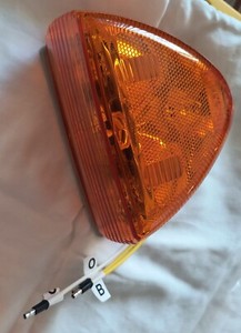 Peterbilt P54-6062 LAMP ASSY-TURN SIGNAL / MARKER 6" WIRE