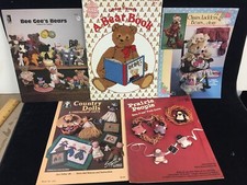 VINTAGE LOT OF 5 CROSS STITCH PATTERNS BOOKLETS, TEDDY BEARS, DOLLS