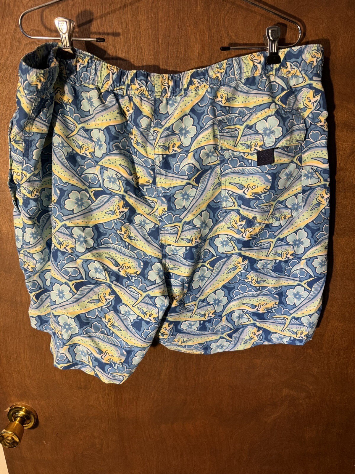 Vineyard Vines Mens Large Fish All Over Print Swimwear Trunk Shorts